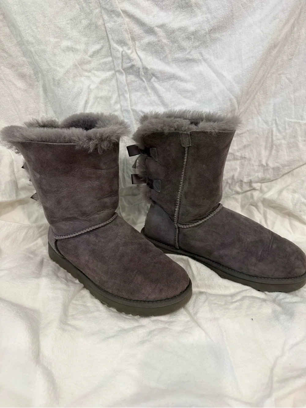 UGG Classic Short Suede Winter Boots - Charcoal Gray